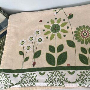 Spring Garden Themed Table Linens Placemat (2) Cloth Napkins (3) Dishtowel (1) C